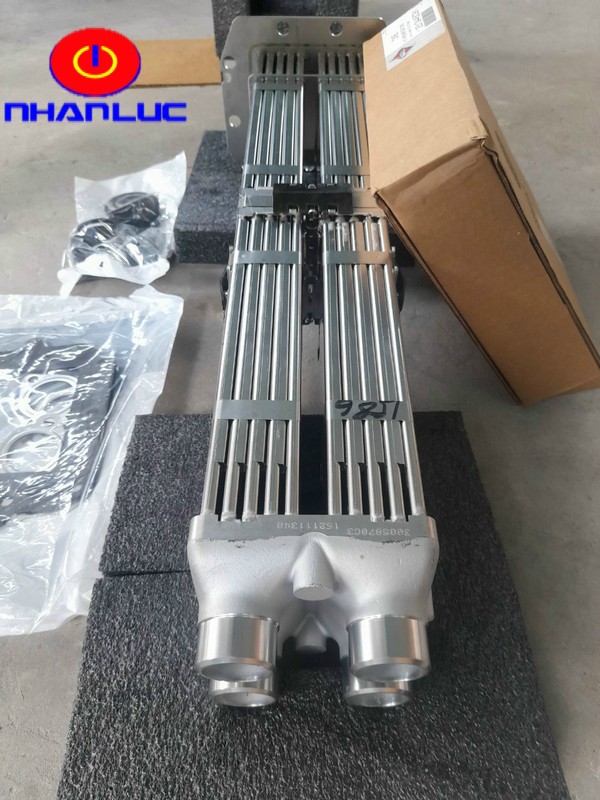 Xương hàn khí thải đoạn dài xe đầu kéo Mỹ Hàng chính hãng 100%
